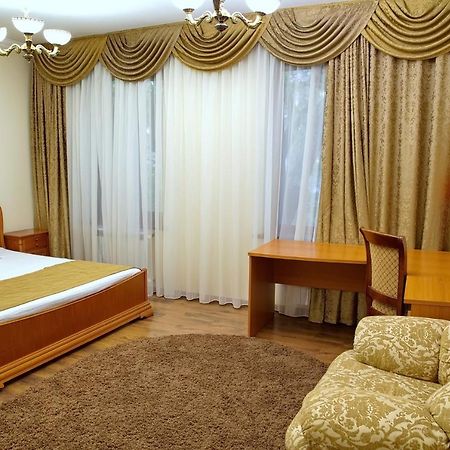 Boomerang Business Hotel Odessza Kültér fotó