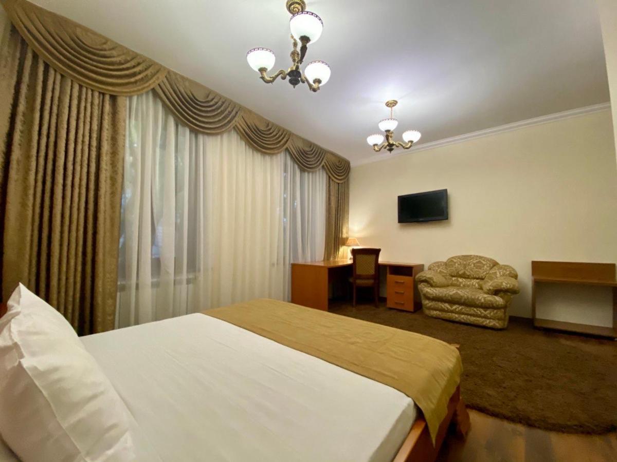 Boomerang Business Hotel Odessza Kültér fotó