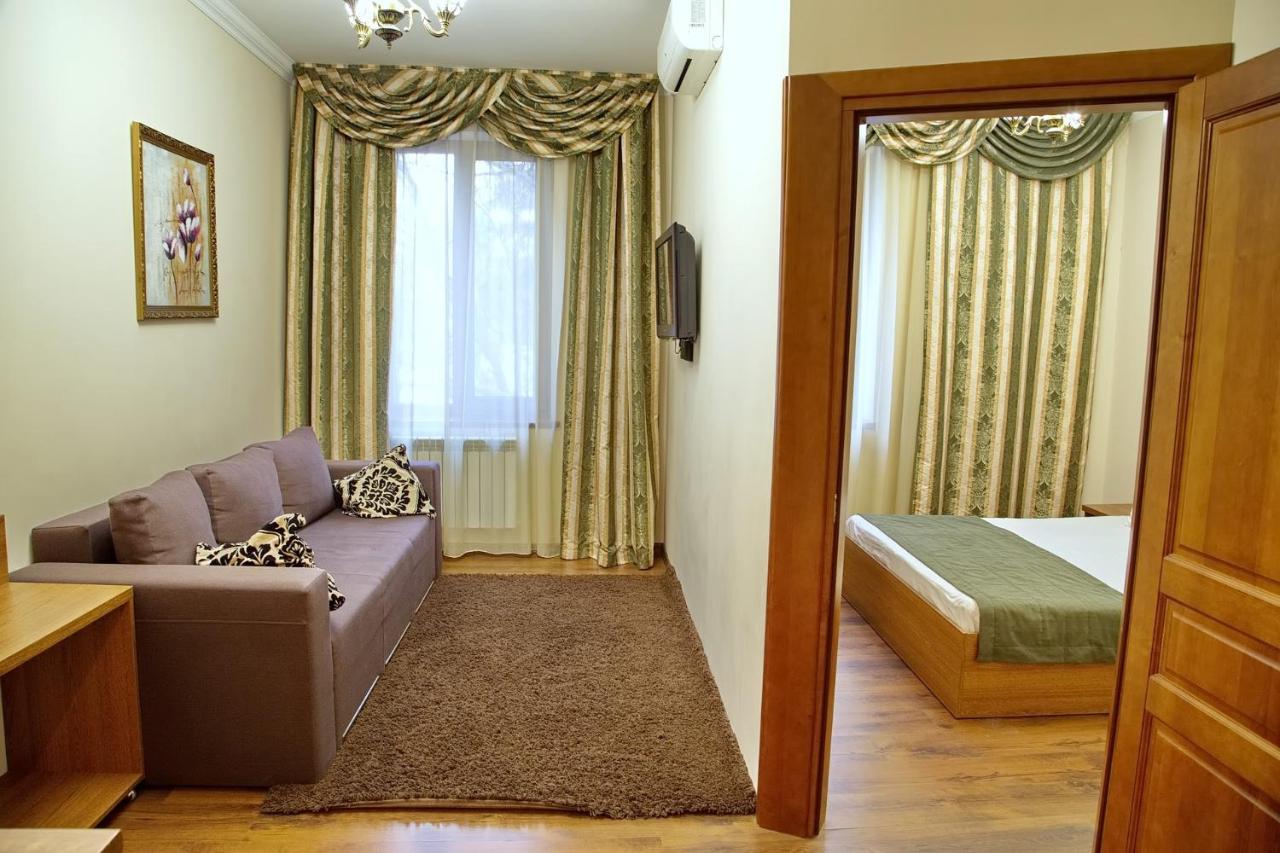 Boomerang Business Hotel Odessza Kültér fotó